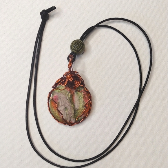 Wire wrapped Copper handmade OOAK stone multi metallic color necklace - Picture 2 of 7